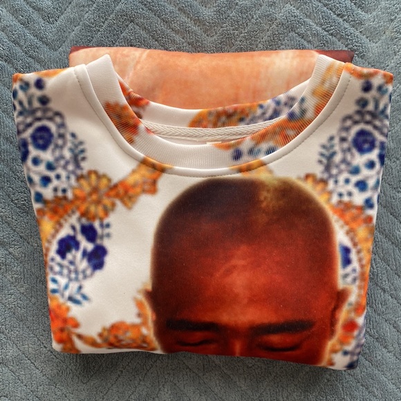 A previously loved women top nice and classic, long sleeves and warm - Picture 5 of 5